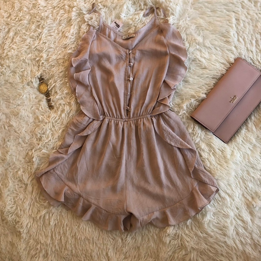 Beige romper!